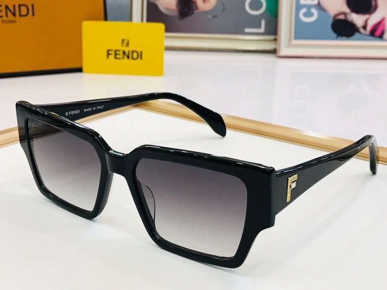 Picture of Fendi Sunglasses _SKUfw49840130fw